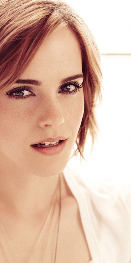 Phone wallpaper: Emma Watson, English, Face, Brunette, Celebrity, Brown Eyes, Short Hair, Actress free download