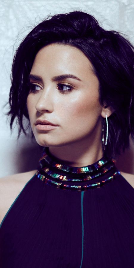Phone wallpaper: Music, Singer, Brown Eyes, Short Hair, Purple Hair, Demi Lovato free download
